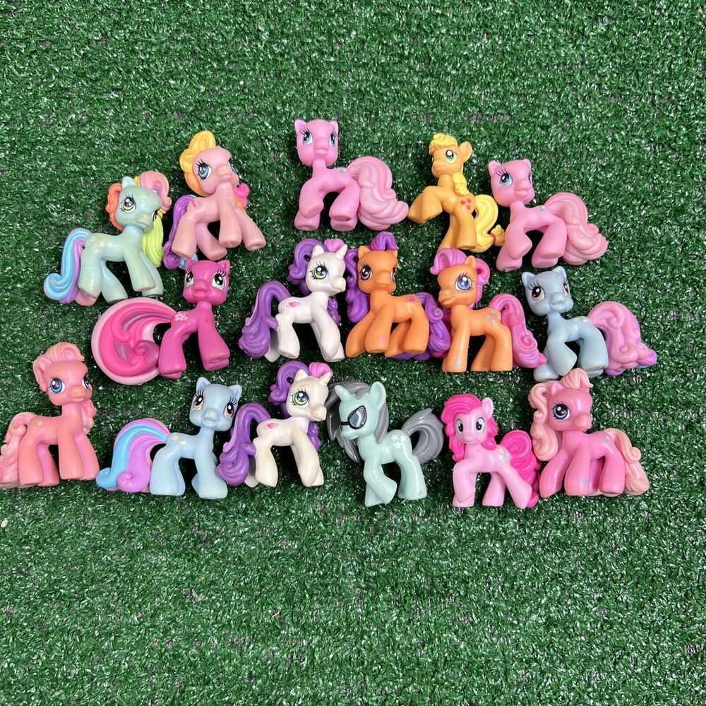 Lot of 16 My Little Pony G4 Hasbro‎ Various Characters Mini Figurines